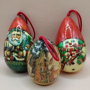 Vintage Lot Of 3 Paper Mache Egg Shaped Christmas Ornaments 4.5"